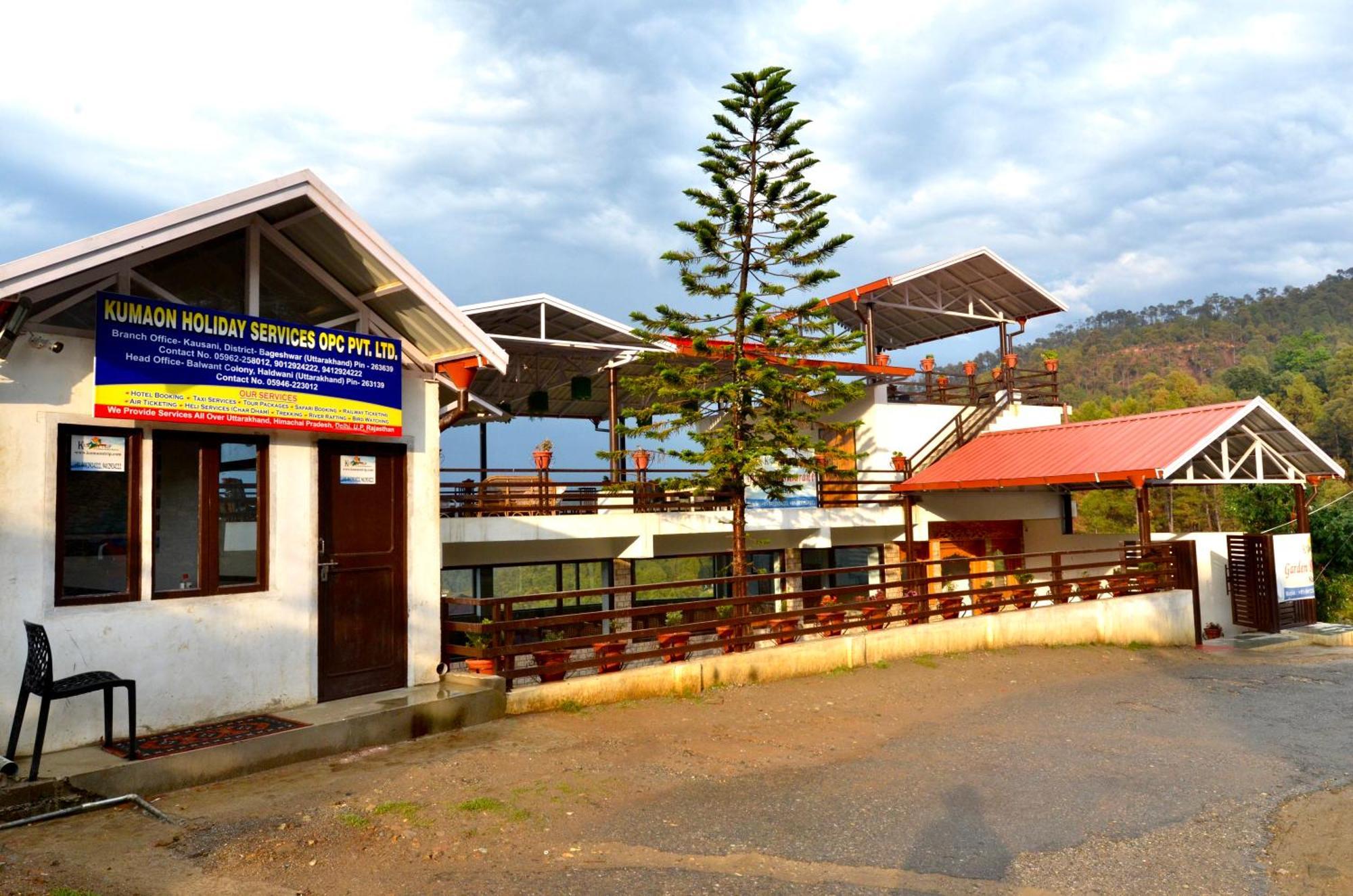 Uttarakhand Resort Каусани Экстерьер фото